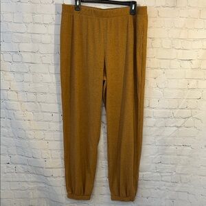 Fetch & Co Cozy Mustard Ribbed Pants